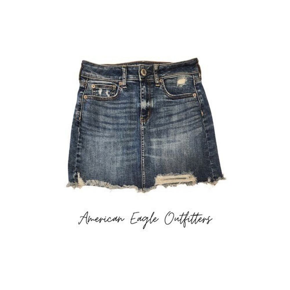 American Eagle Women's Distressed Denim Mini Skirt Blue Raw Hem Size 4